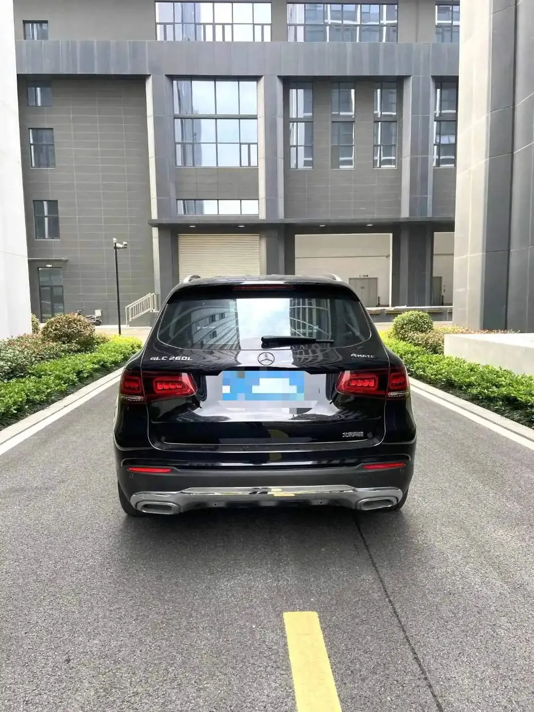 Mercedes Benz GLC 2021 model GLC 260 L 4MATIC Dynamic Edition 3