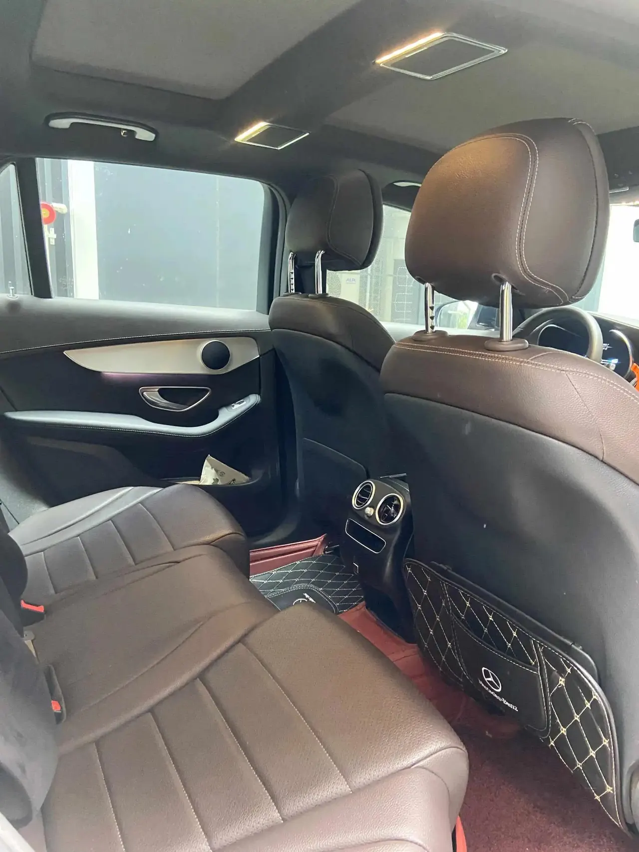Mercedes Benz GLC 2021 model GLC 260 L 4MATIC Dynamic Edition 5