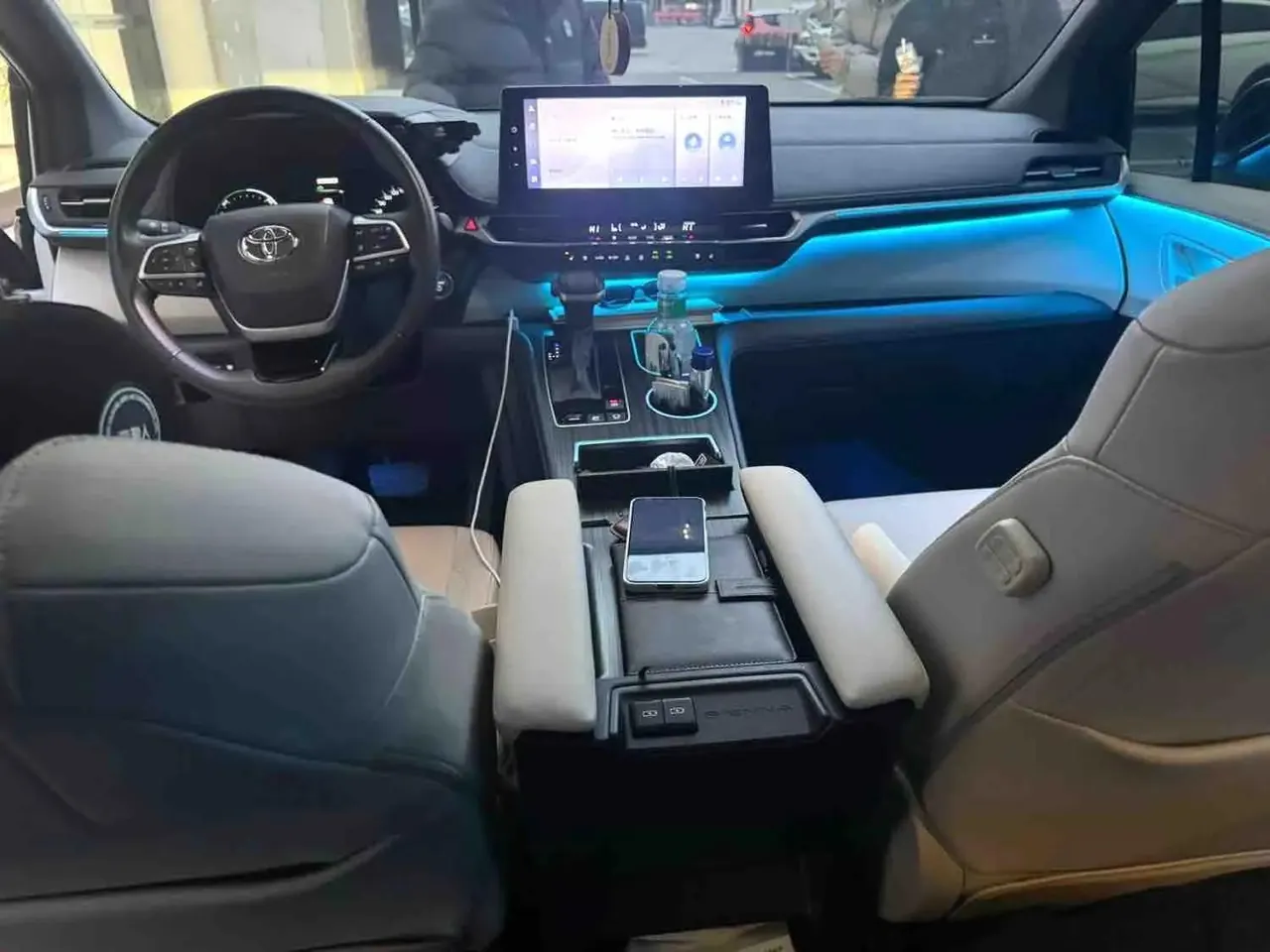 Toyota 2023 Sienna 2.5 CVT Prestige Automatic 5