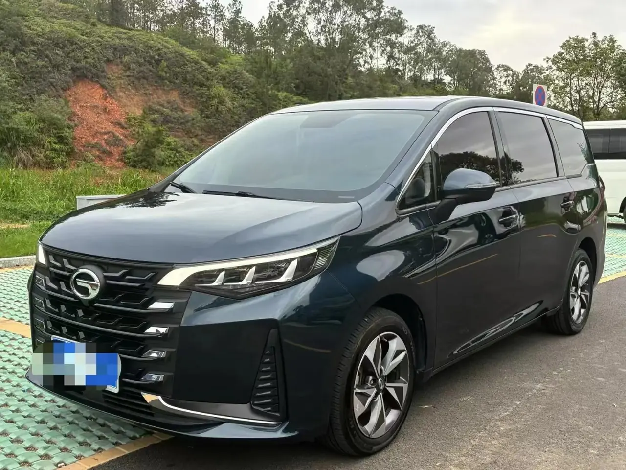 GAC Trumpchi 2023 M6 PRO 1.5T 270T Luxury Edition, Automatic Transmission - View 1