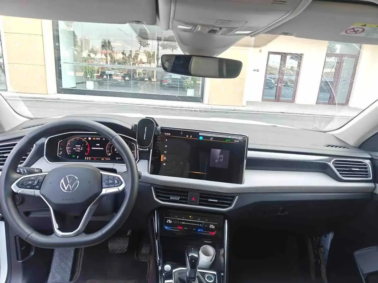 Volkswagen 2024 Tharu 2.0TSI 330TSI Front-Wheel Drive Luxury Plus Enhanced Edition Automatic 5
