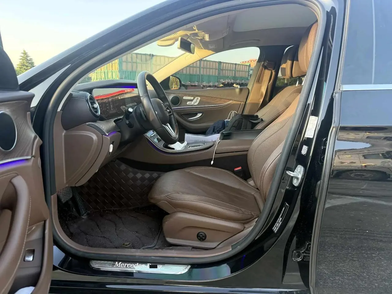 Mercedes Benz E-Class 2020 to E 300 L Fashion 4