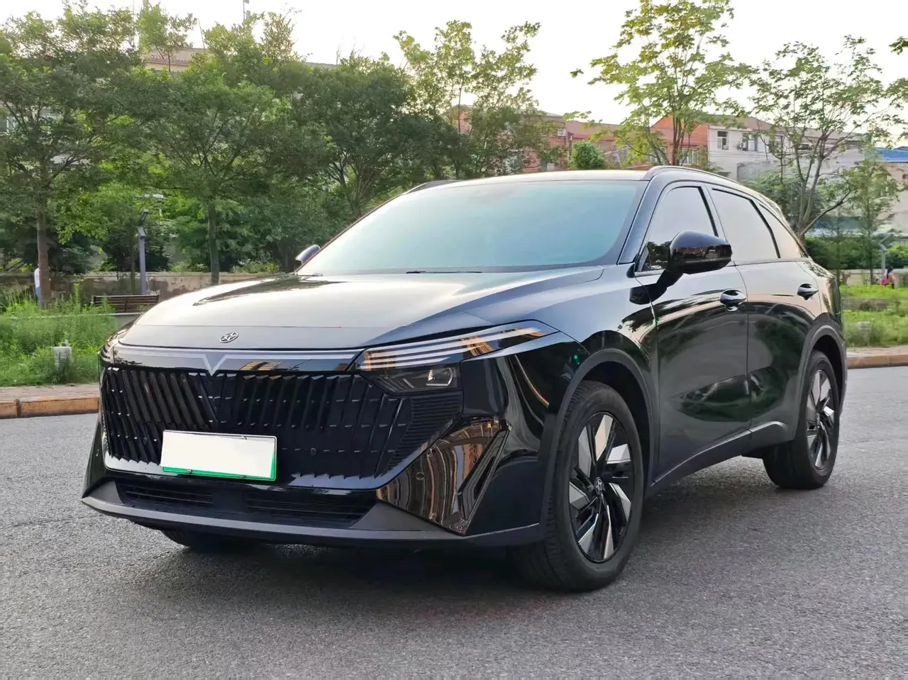 Open image lightbox: Venucia Big V DD-i Super Hybrid 2023 110km iT Edition