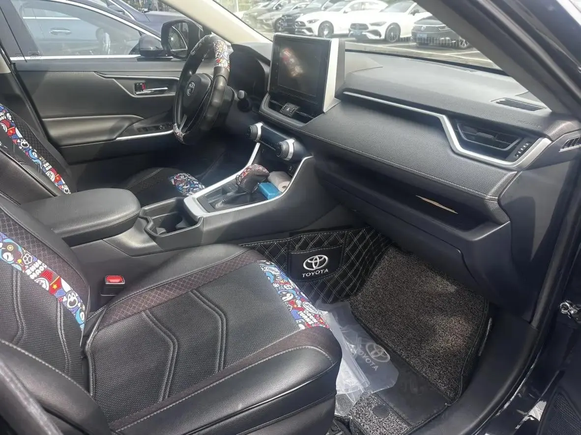 RAV4 Rongfeng 2020 2.0L CVT Two-Drive Fashion Edition 5