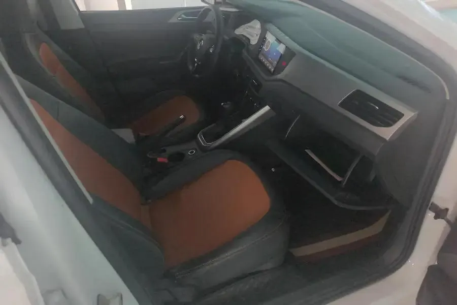 Polo 2019 Plus 1.5L Automatic Panoramic Music Edition 5