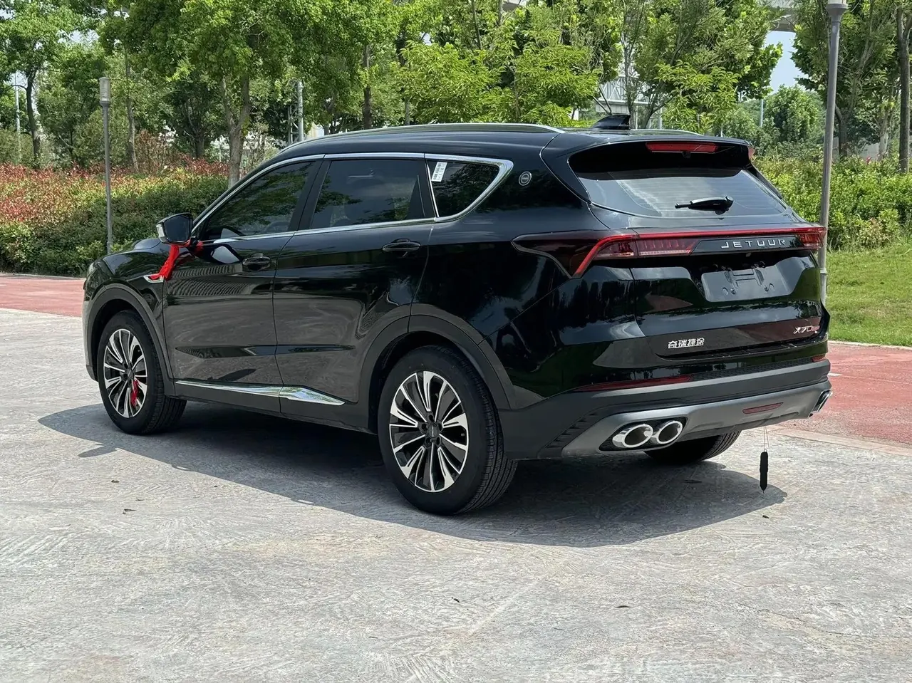 Jetour 2025 X70 PLUS 1.5T Elite Edition 7-seat Automatic Gear 4