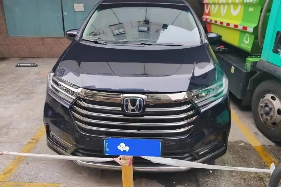 Odyssey 2022 2.0L e:HEV Sharp Luxury Edition 3