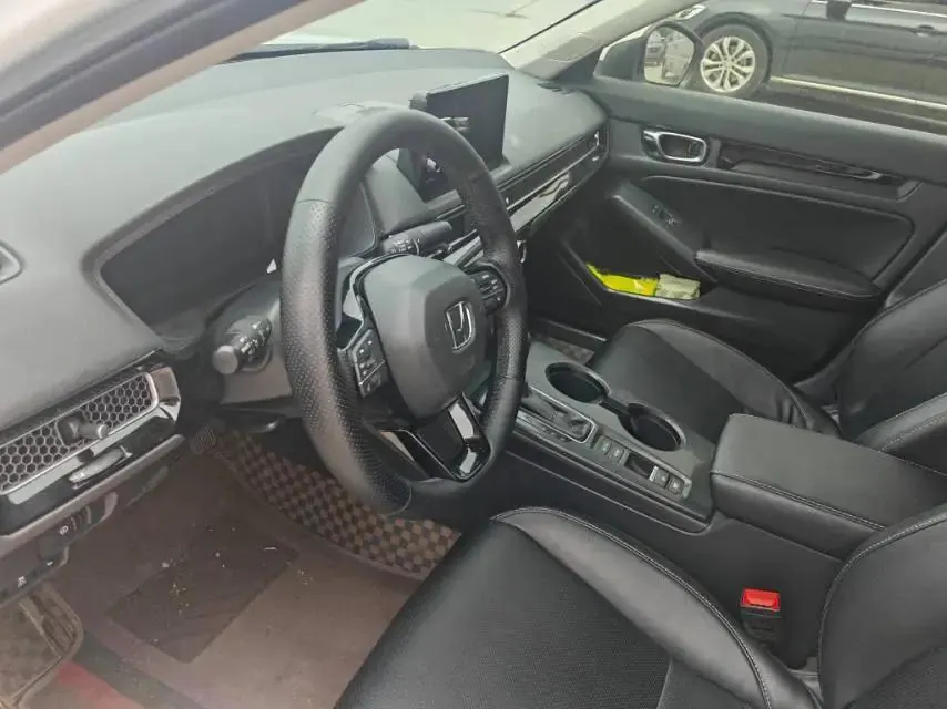 Honda 2023 Civic 1.5T CVT 240TURBO EX-L Automatic 4