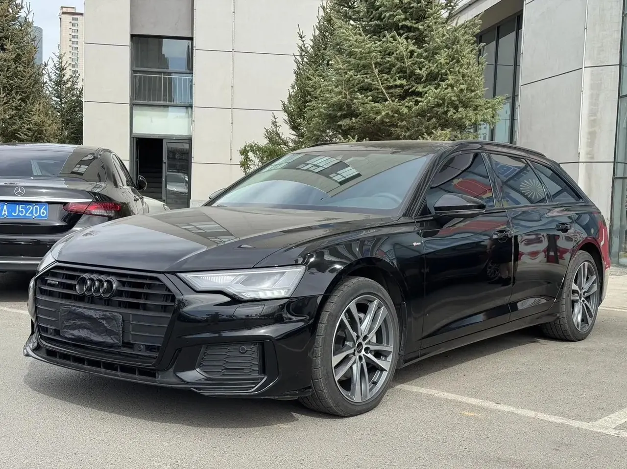 Open image lightbox: Audi A6 (Imported) 2023 Avant Avant Avant 45 TFSI quattro Selected Dynamic Type