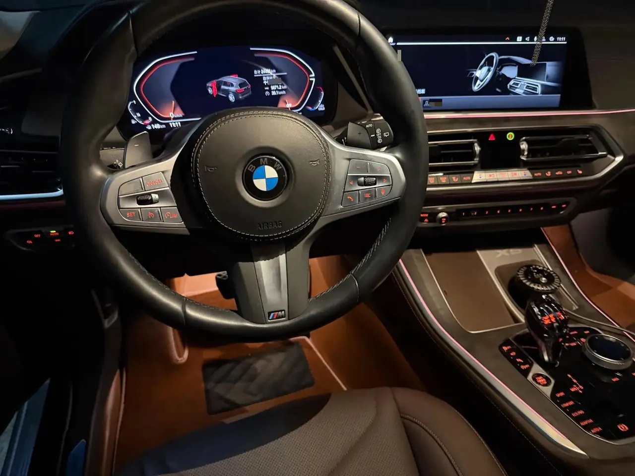 BMW X5 2022 xDrive 30Li exclusive m sports suit 3