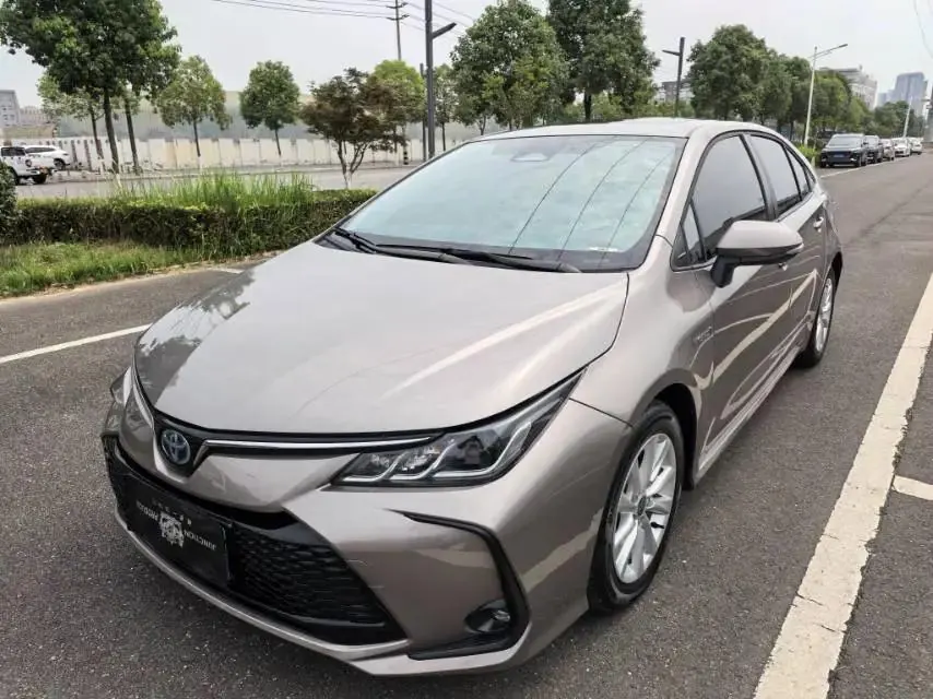 Open image lightbox: Toyota 2023 Corolla Dual Engine 1.8 CVT Smart Electric Hybrid Elite Edition Automatic