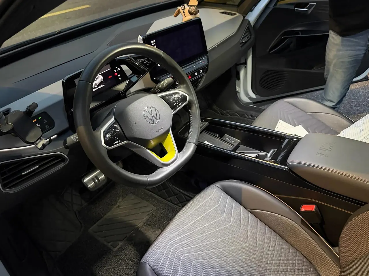 Volkswagen 2023 ID. 3 Upgraded Pure Smart Edition Automatic Gear 5