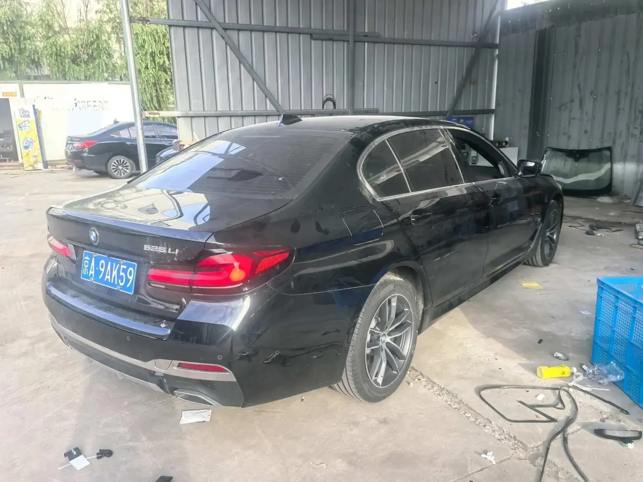 BMW 5 Series 2022 Change 2 525Li M Sports Suit 3