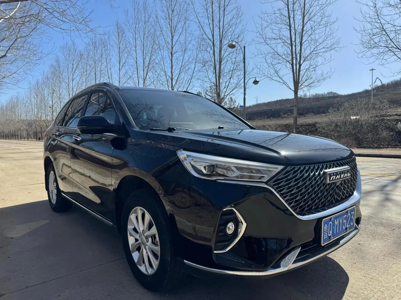 Haval M6 2021 PLUS 1.5T DCT Deluxe Zhilian 2