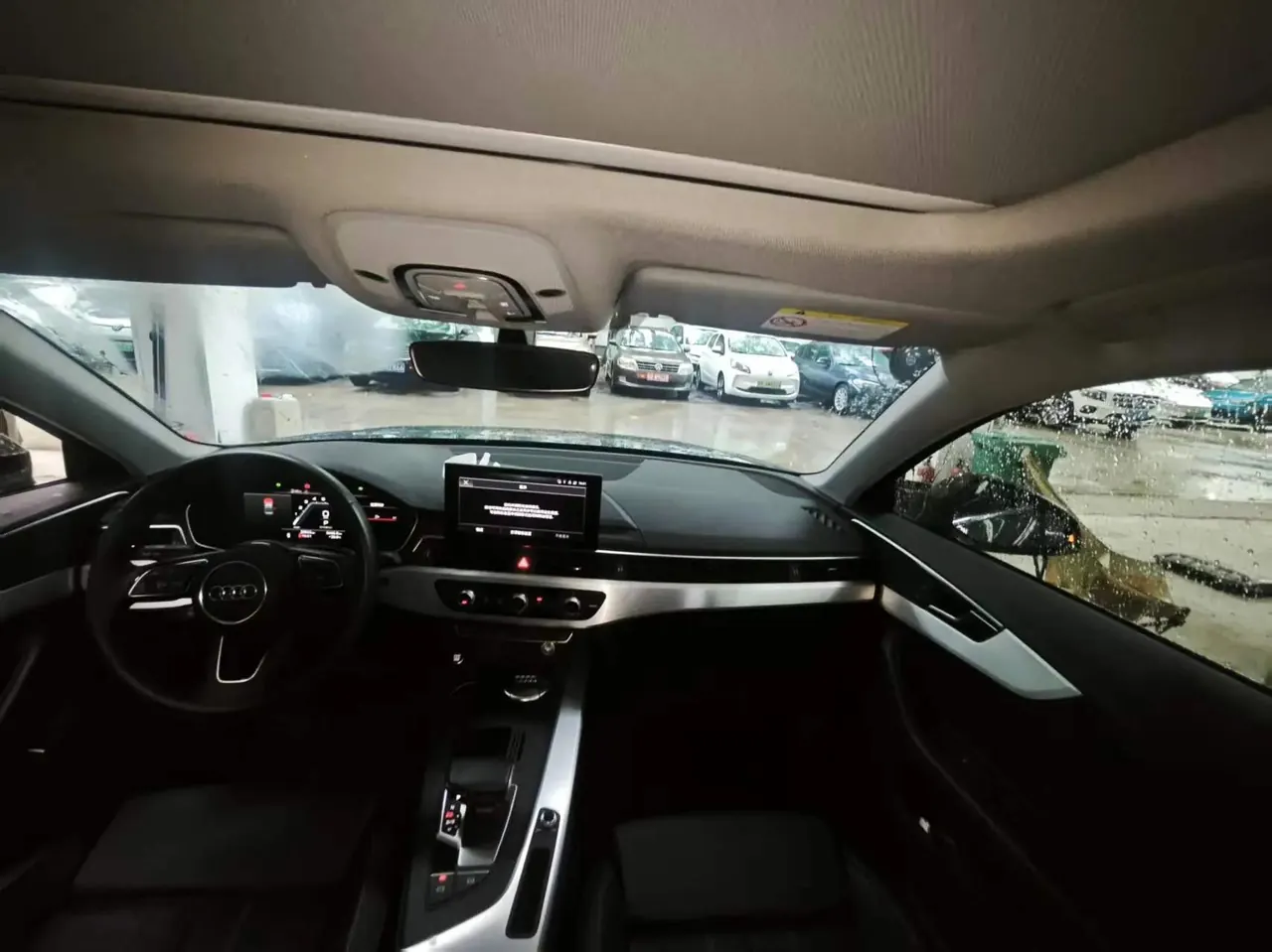 Audi A4L 2022 model 40 TFSI Sporty Style version 6