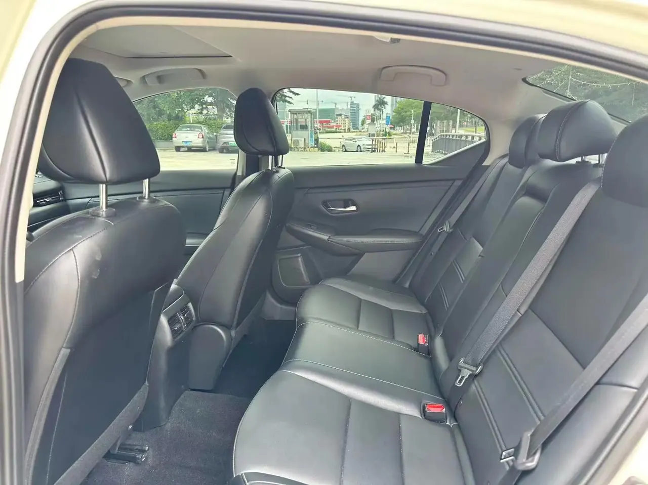 Sylphy 2022 1.6L XL CVT Comfort Edition 5