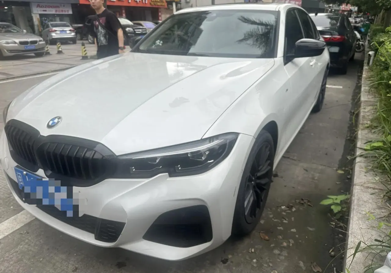 Open image lightbox: BMW 3 Series 2022 Changed 325i M Sports Night Suit