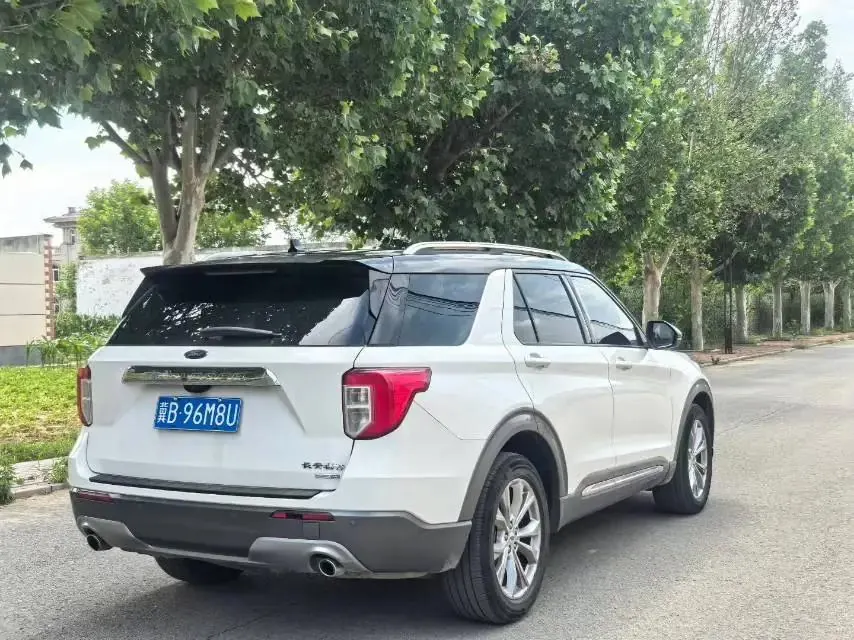 Explorer 2020 EcoBoost 285 Four-Wheel-Drive Titanium Edition, 6-Seater 4