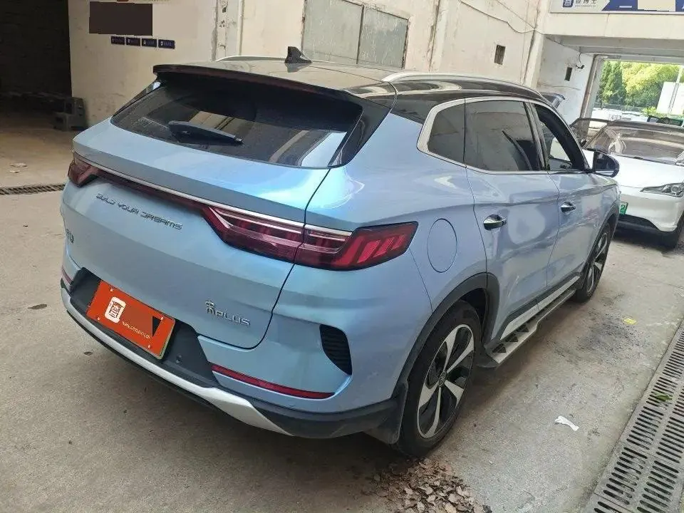 2021 BYD Song PLUS DM-i 110km Flagship Model 3
