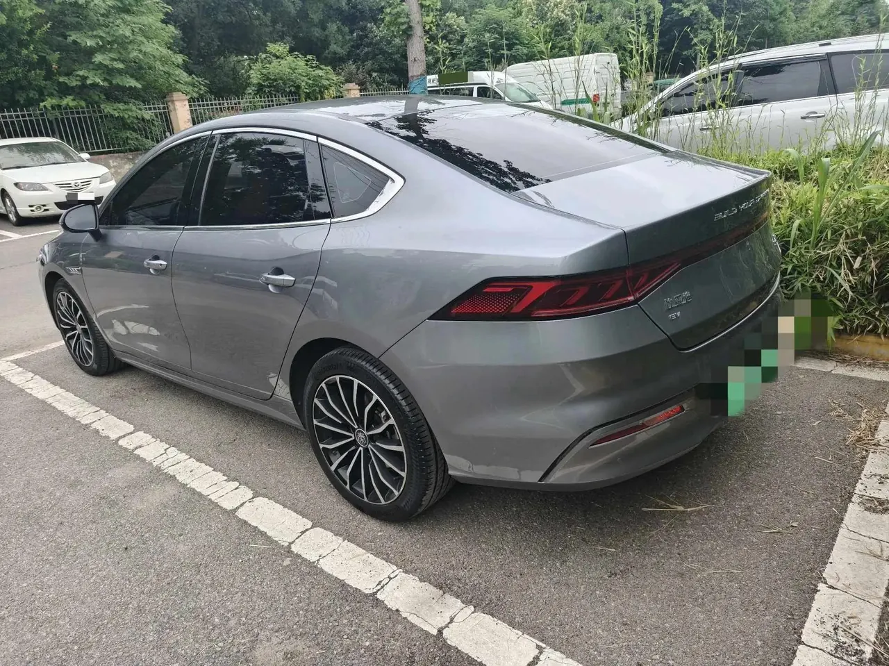 2021 BYD Qin PLUS EV 600KM Flagship Model 5