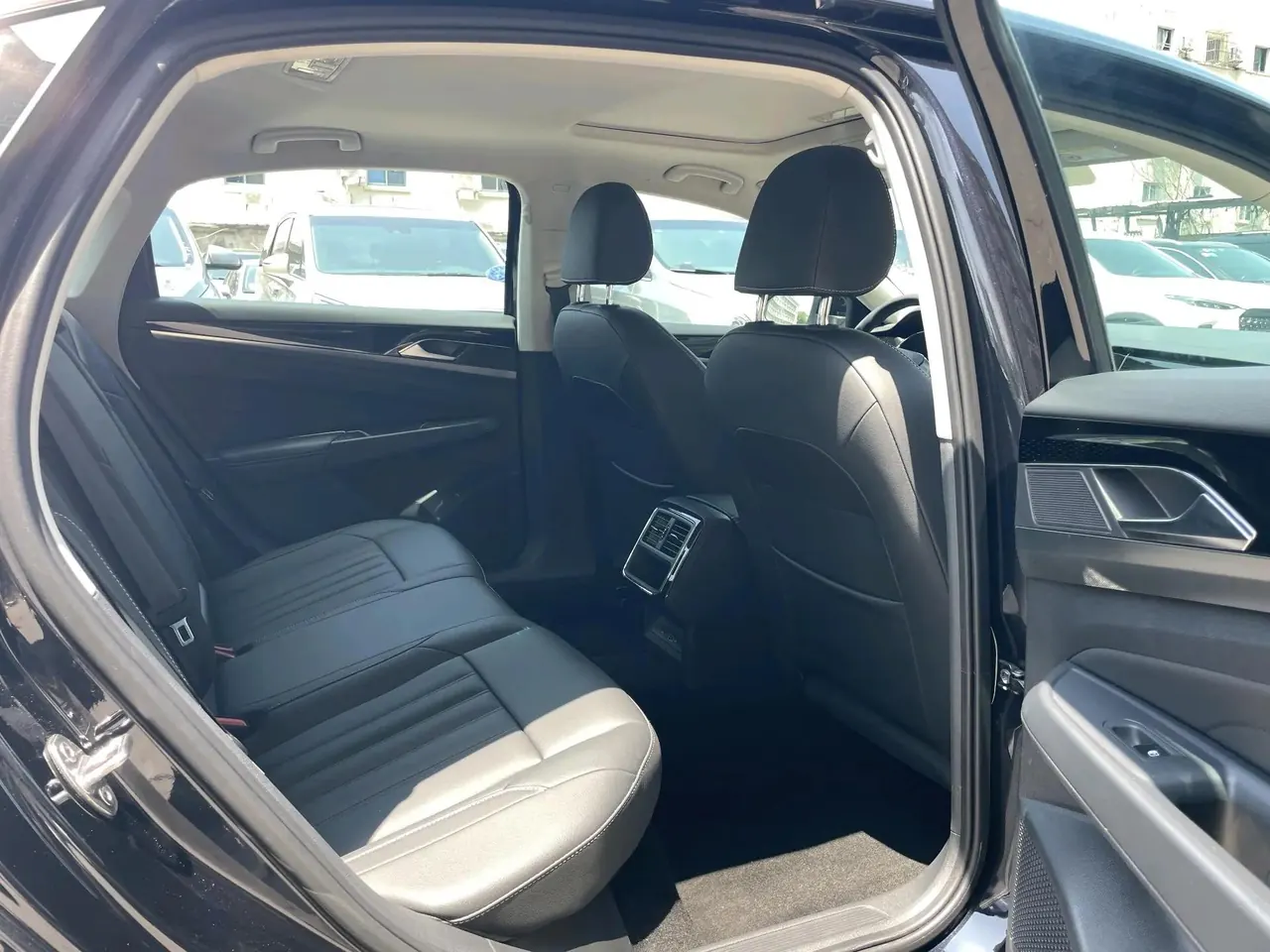 Passat 2022 280TSI Business Edition 6
