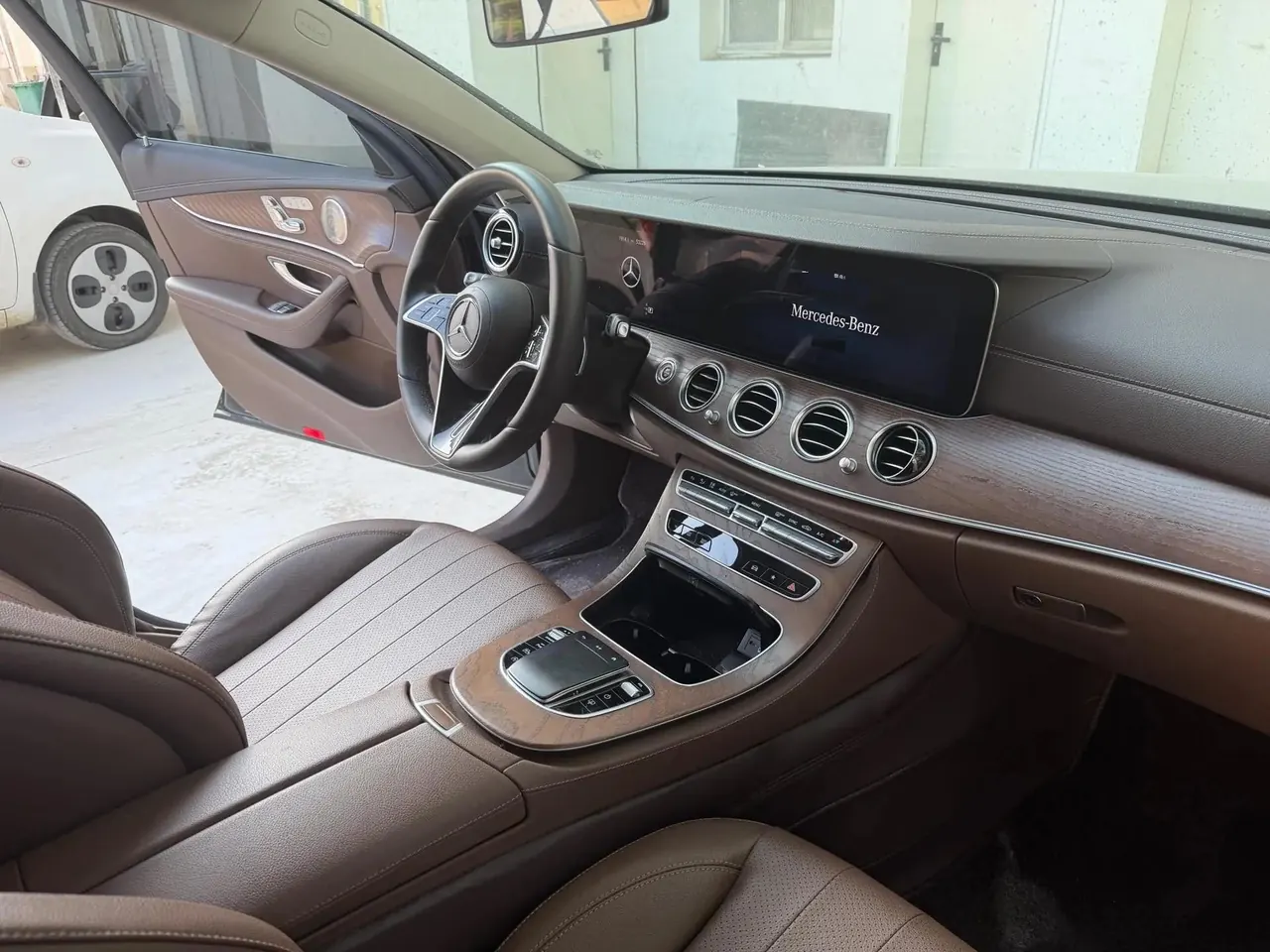 Mercedes Benz E-Class 2021 E 300 L Luxury Model 5