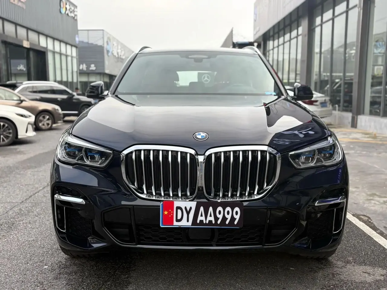 BMW X5 2022 model change xDrive 40Li M sports package 2