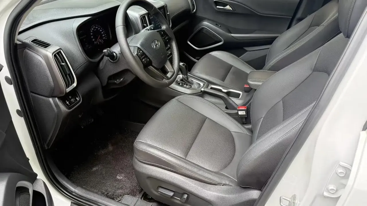Hyundai Beijing ix35 2019 model 2.0L automatic two-wheel-drive Smart & Brave · Enjoyment Edition National V 6