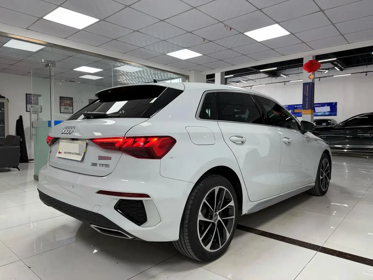 Audi A3 2021 Sportback 35 TFSI Aggressive Sport 4