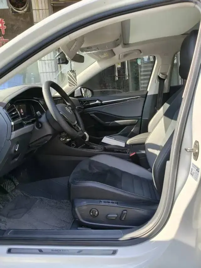 Lavida 2022 280TSI DSG Premium Edition 4