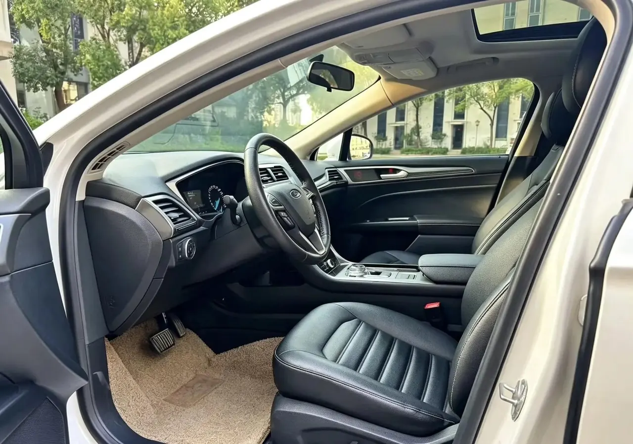 Mondeo 2020 EcoBoost 180 fashion 4