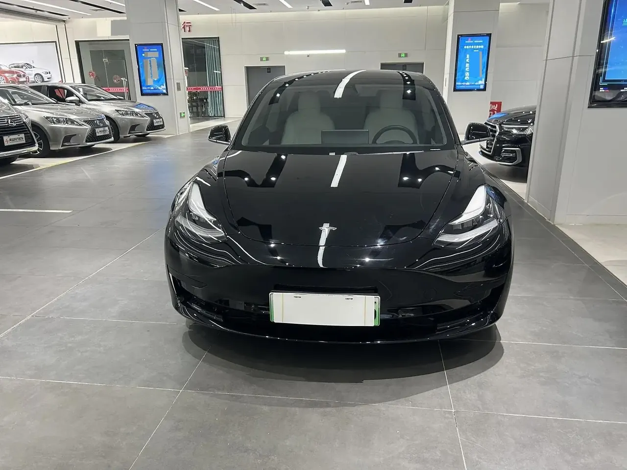 2020 Model 3 Refreshed Standard Range Rear-Wheel Drive Upgrade Version 2