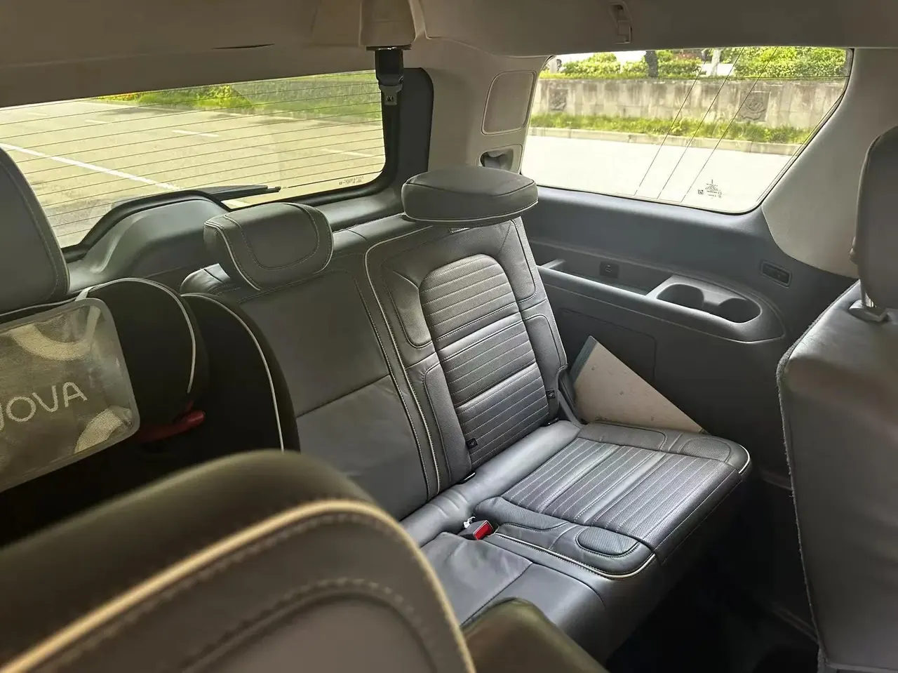 Navigator 2020 3.5T Prestige Edition 5
