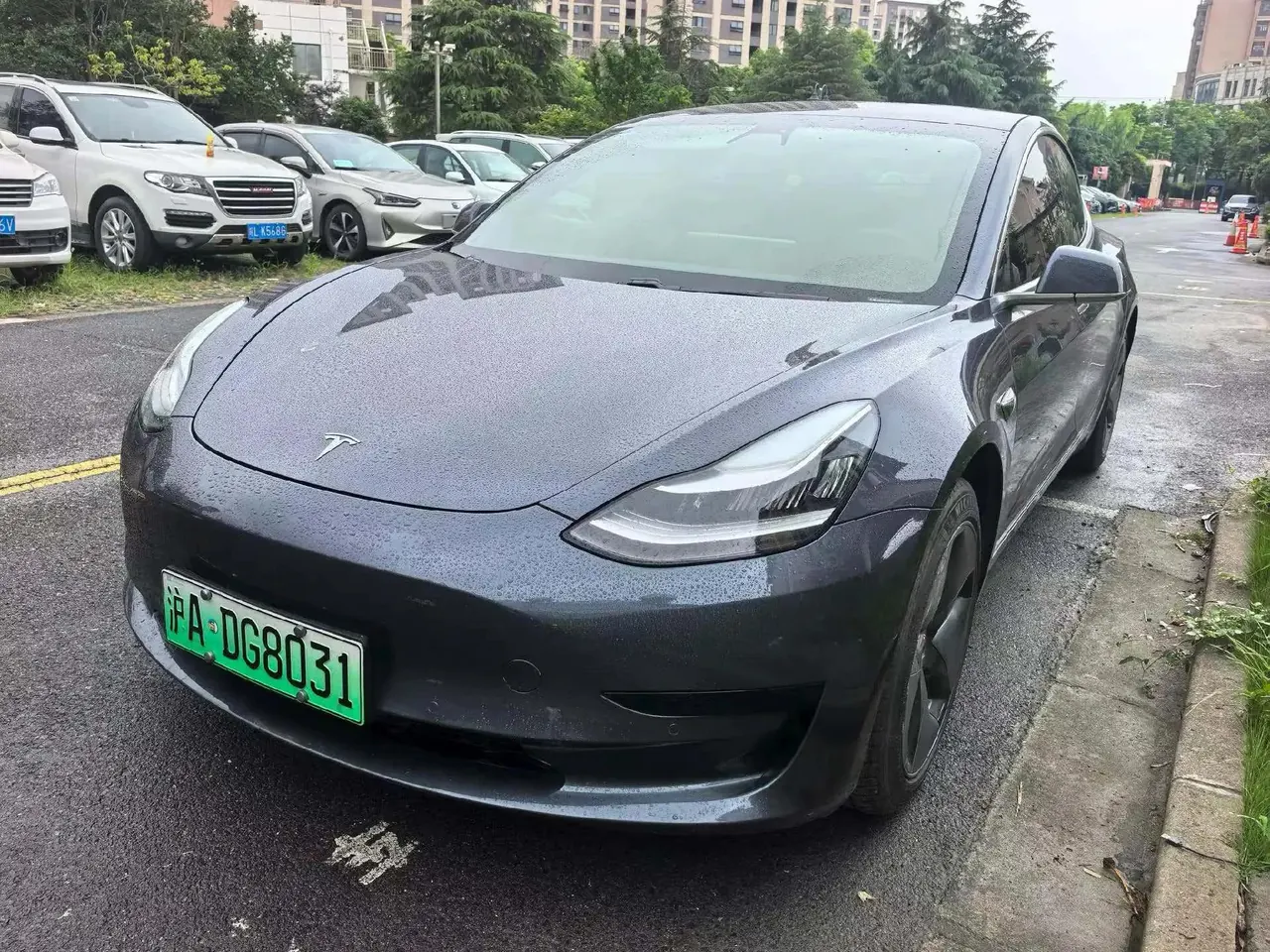 Открыть галерею: 2020 Model 3 Refreshed Standard Range Rear-Wheel Drive Upgrade Version