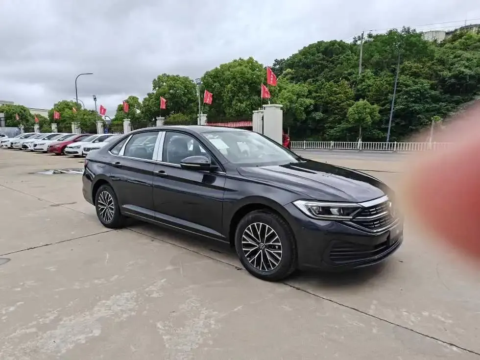Volkswagen 2025 Sagittarius 1.2TSI 200TSI Flying Edition Automatic Gear 3