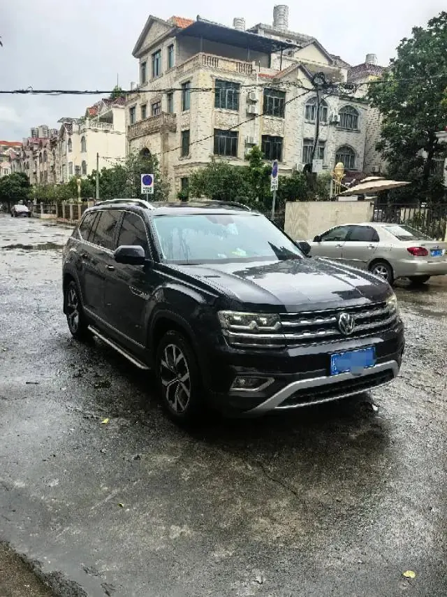 Touang 2020 330TSI Two-Drive Deluxe Edition National V 3