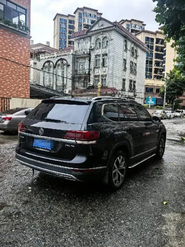 Touang 2020 330TSI Two-Drive Deluxe Edition National V 5