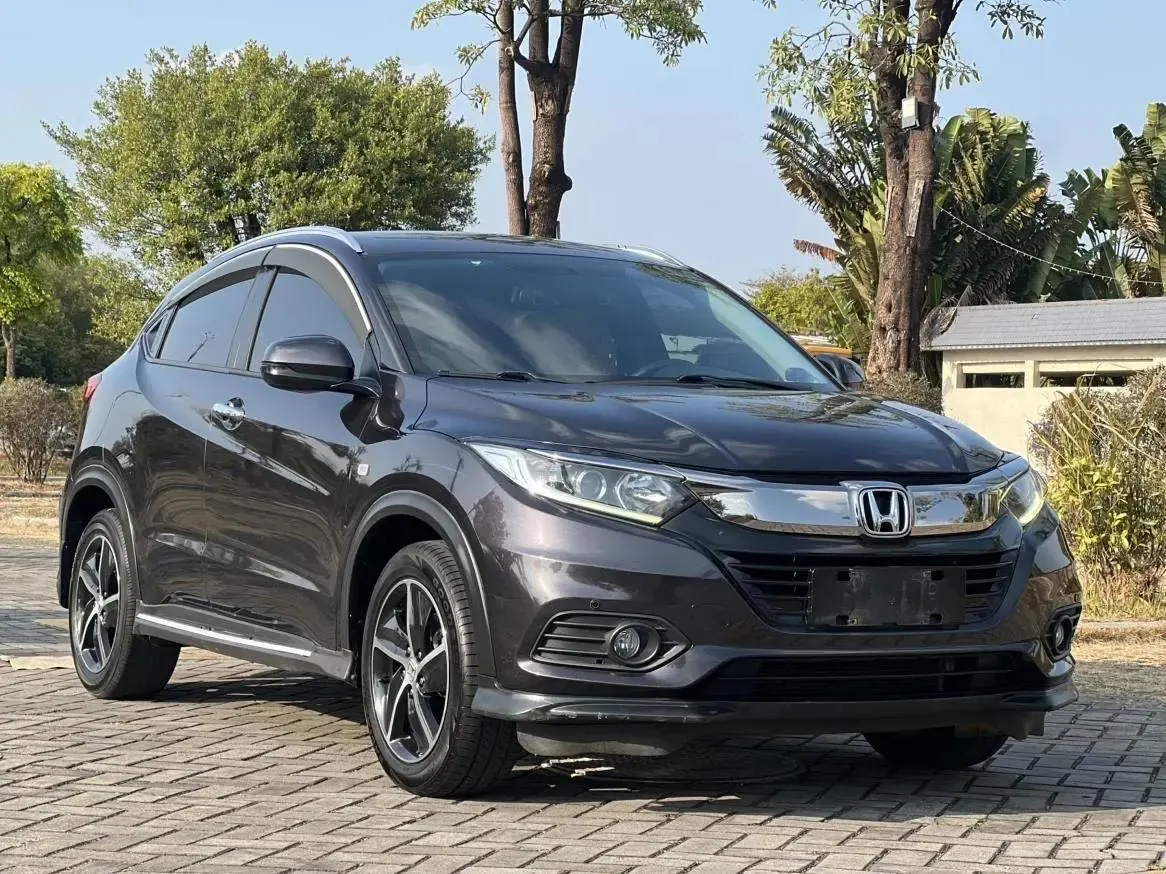 Vezel 2020 1.5L CVT Pioneer Edition 2