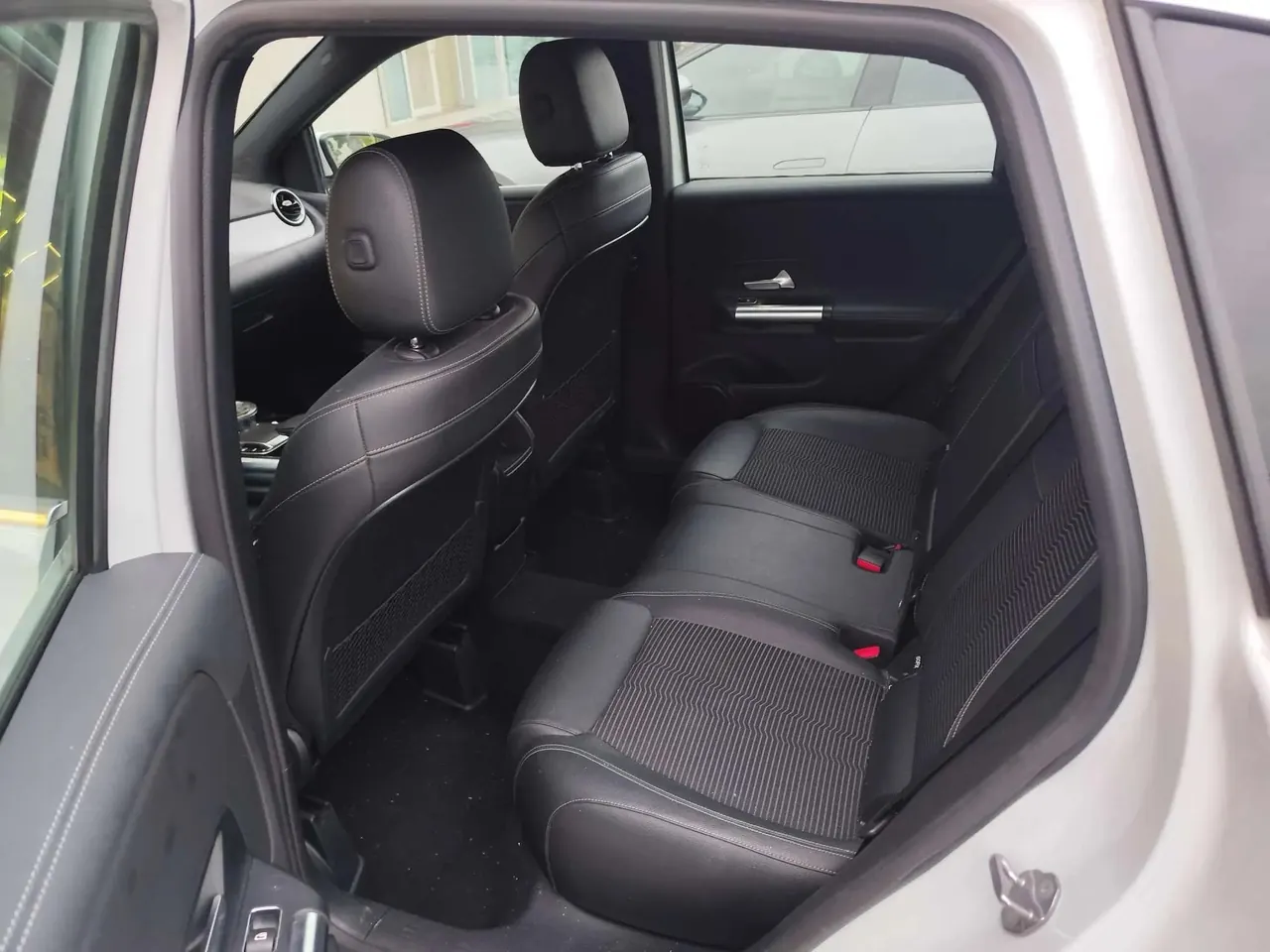 Mercedes Benz Class B 2020 B 180 5