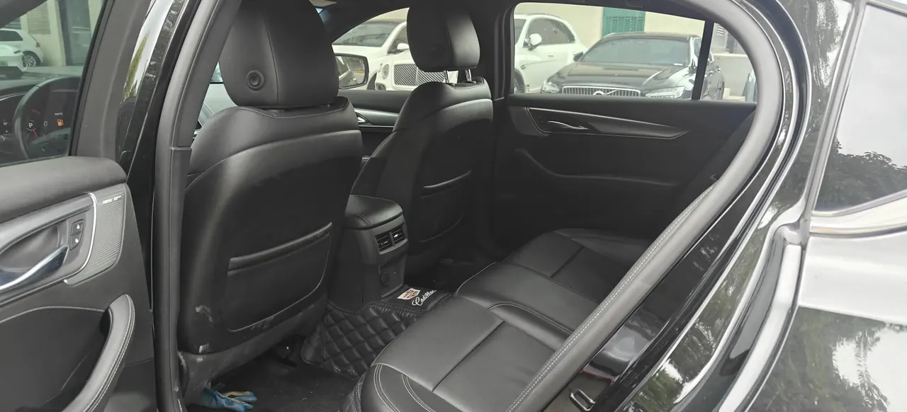 Cadillac CT5 2021 28T Luxury Model 6