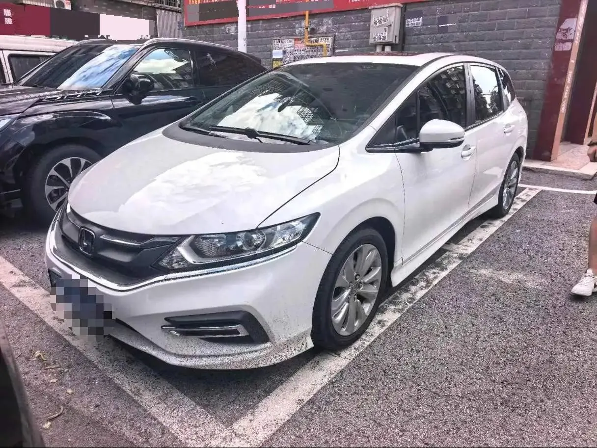 Open image lightbox: Jed 2020 1.8L Auto Comfort Edition