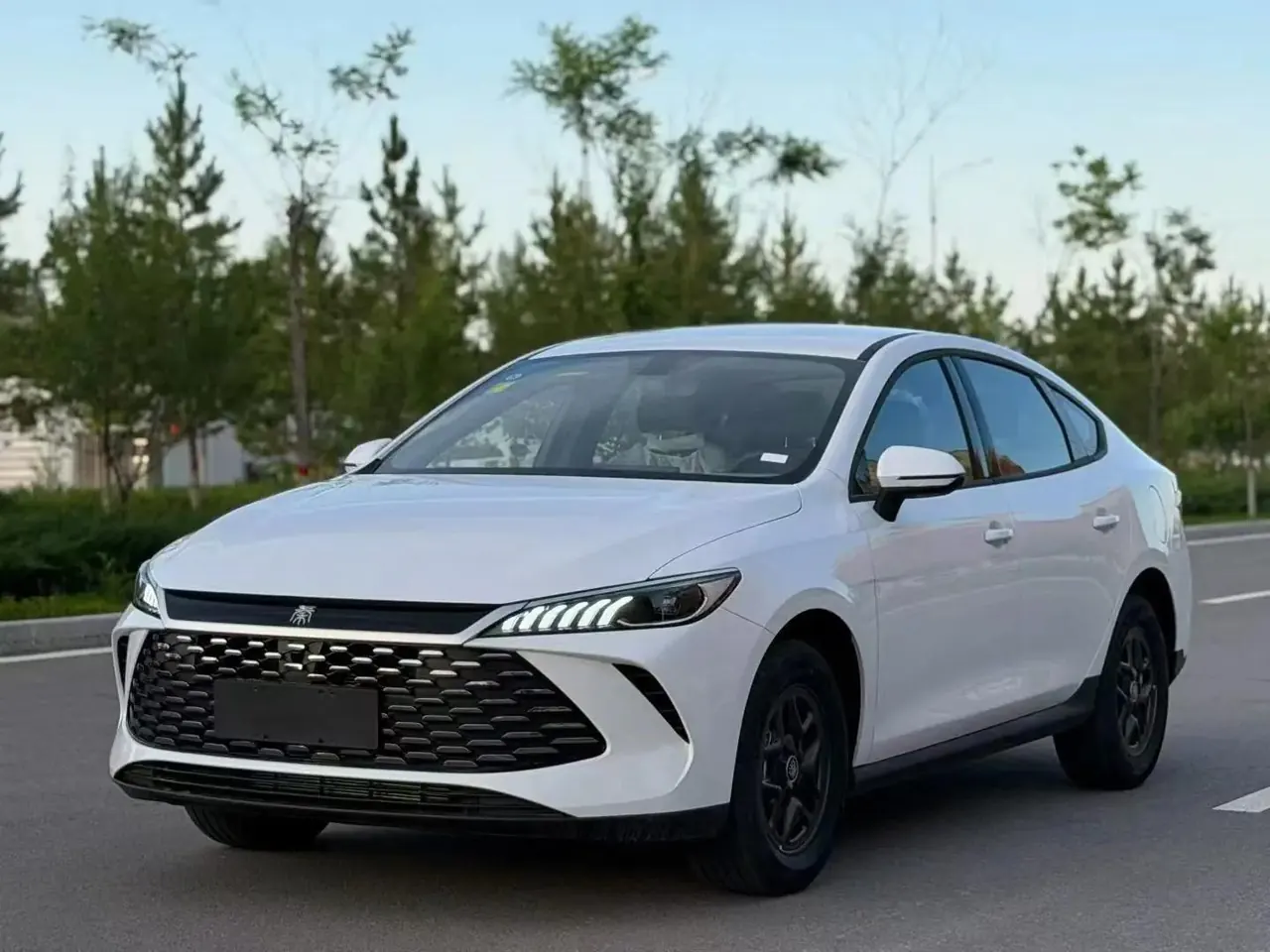 Open image lightbox: BYD 2026 Qin PLUS DM-i 1.5 stepless 128KM aggressive automatic gear