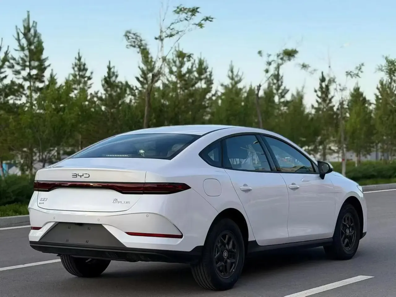 BYD 2026 Qin PLUS DM-i 1.5 stepless 128KM aggressive automatic gear 6