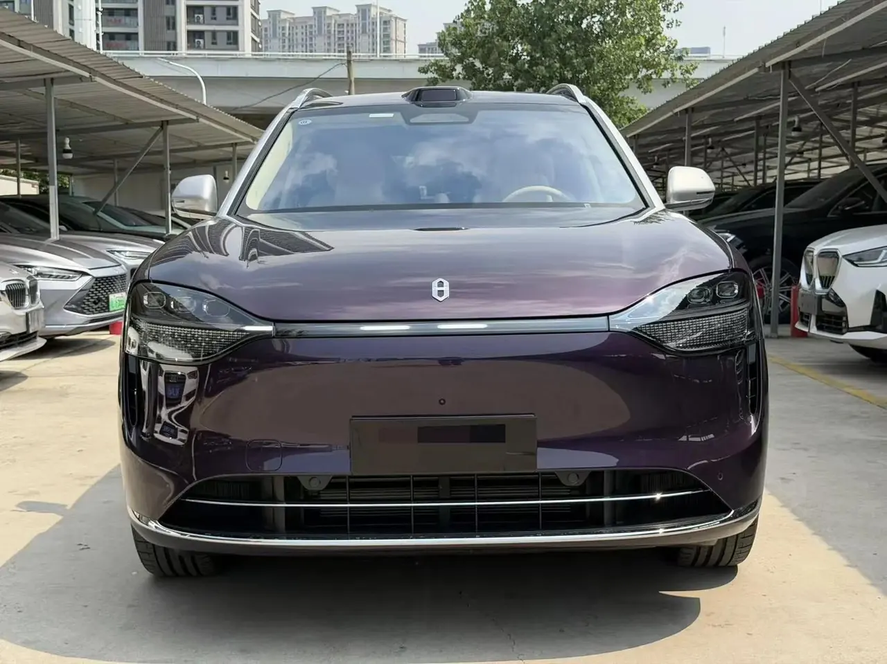 AITO 2025 Model AITO M9 Range-Extended Ultra Version 52kWh 6-Seater Automatic 2