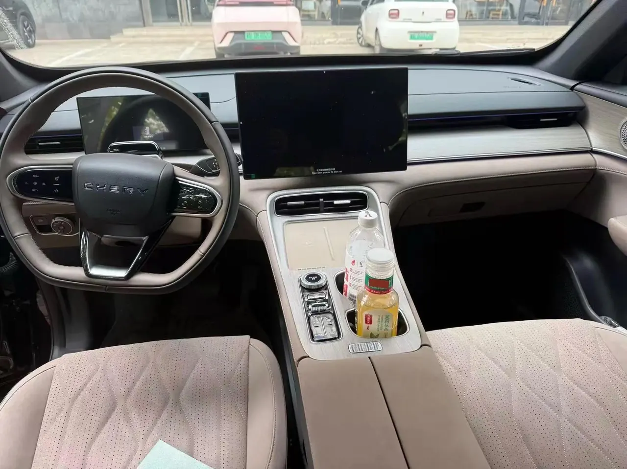 Ruihu 8 PLUS 2025 290TGDI DCT High Edition 4
