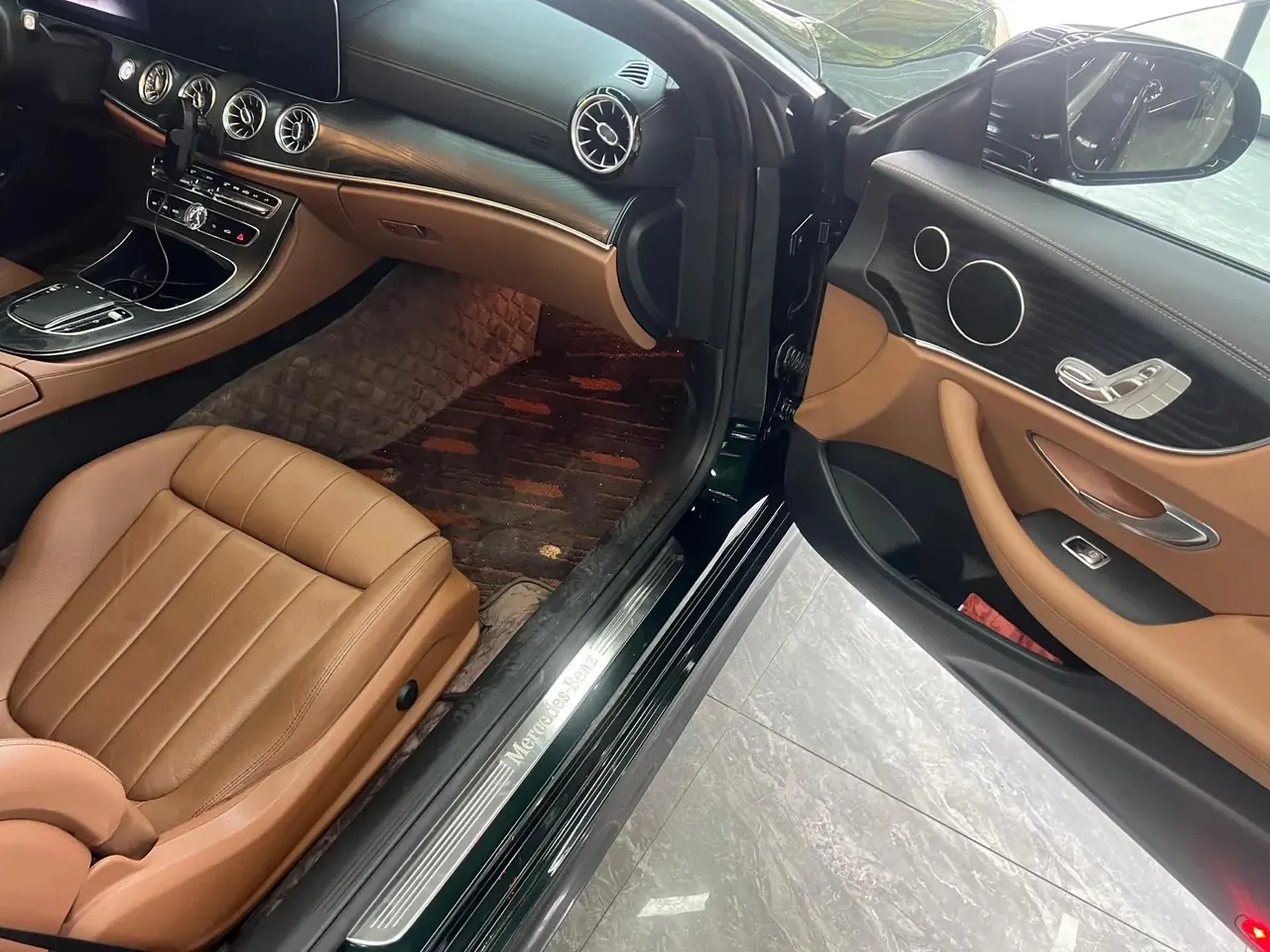 Mercedes Benz E-Class (Imported) 2020 E -260 Coupe 3