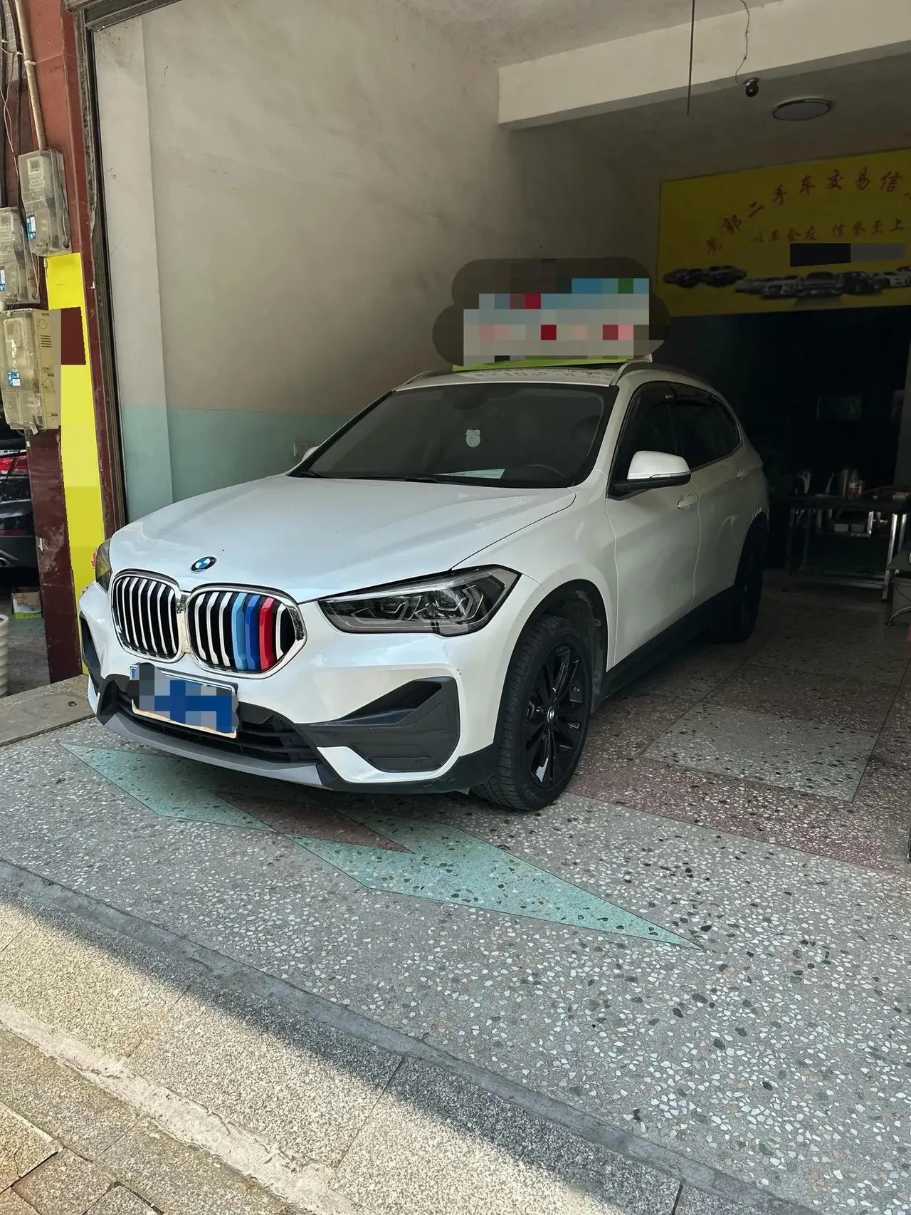 Open image lightbox: BMW X1 2020 sDrive20Li fashion