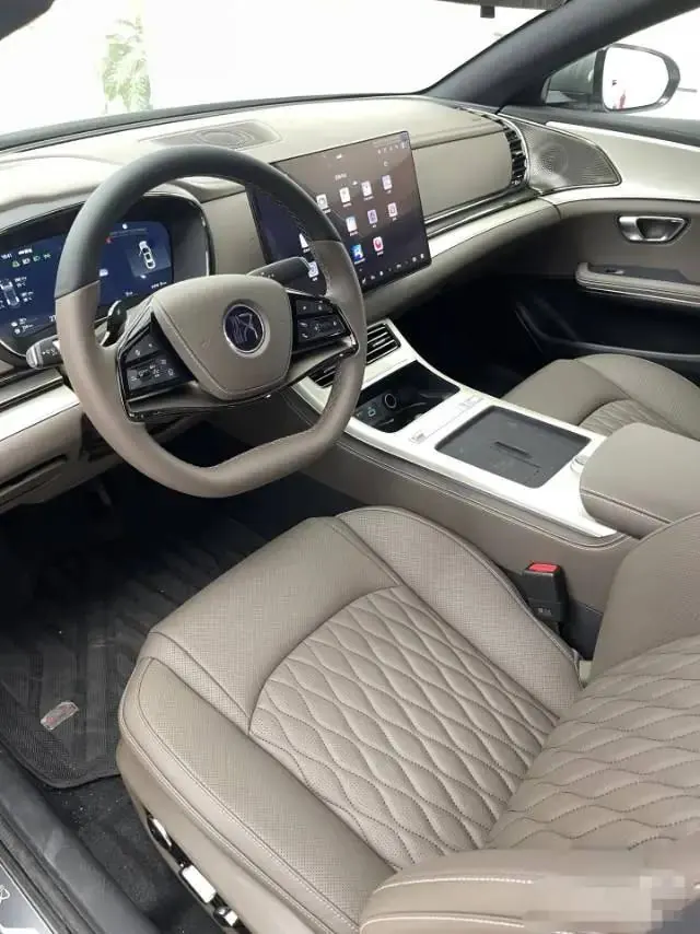 BYD 2026 Han DM-i 1.5T stepless intelligent driving version 245KM pilot version automatic gear 2