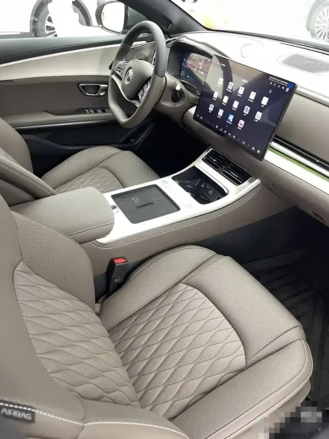 BYD 2026 Han DM-i 1.5T stepless intelligent driving version 245KM pilot version automatic gear 3