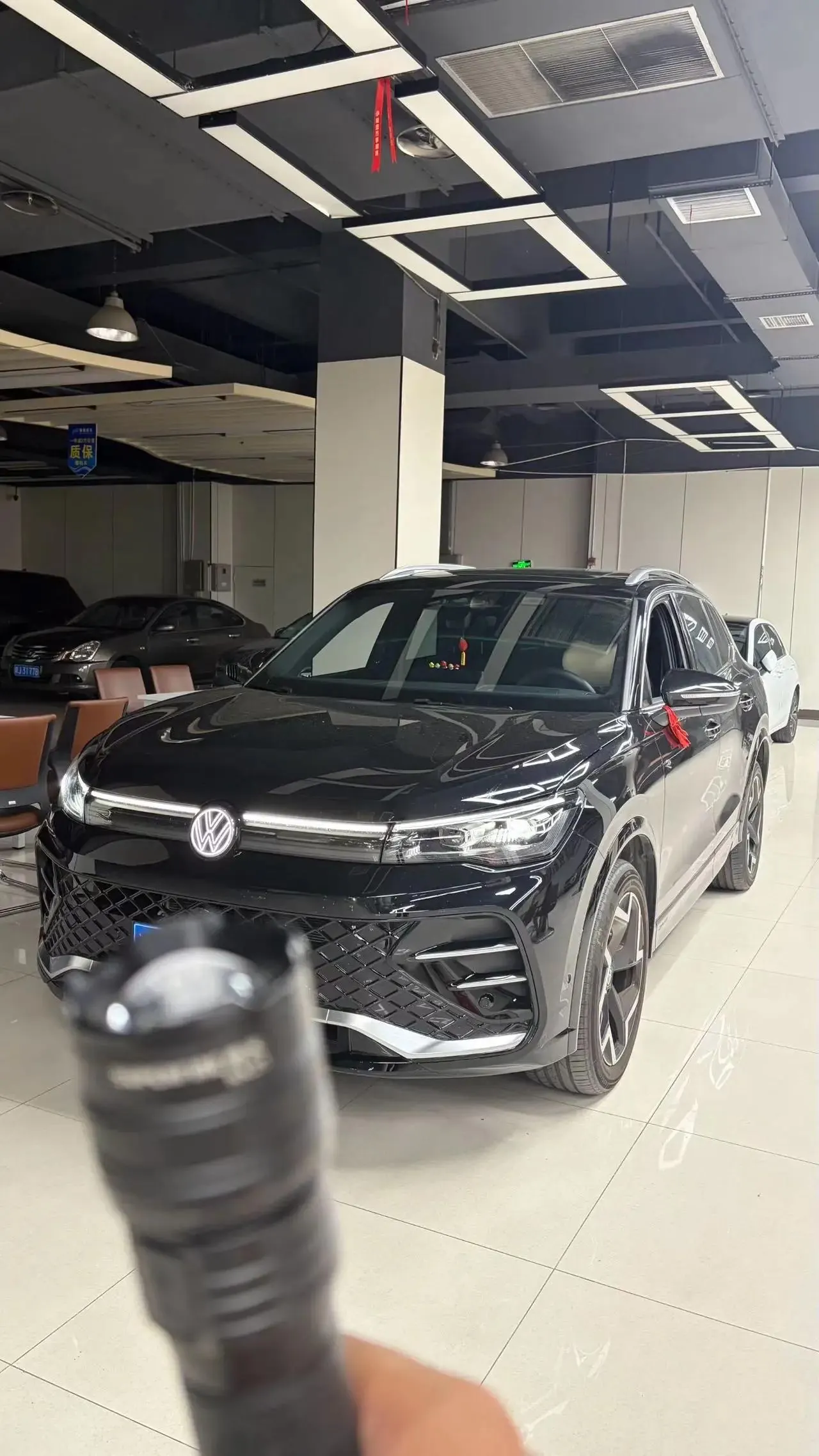 Открыть галерею: 大众 2026款 途观L PRO 2.0TSI 380TSI 两驱R-Line领航版 自动挡